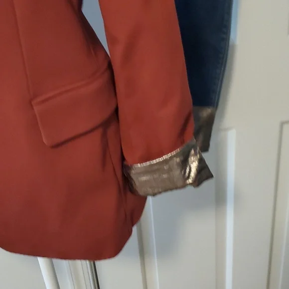 jacket - Picture 2 of 4